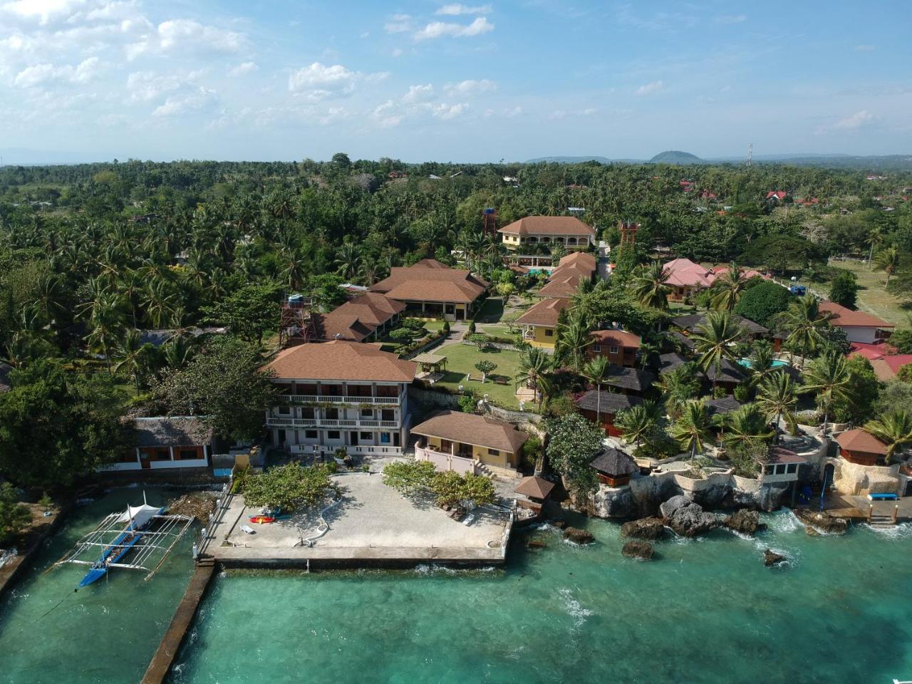 TURTLE BAY DIVE RESORT ::: MOALBOAL, PHILIPPINES ::: COMPARE HOTEL RATES